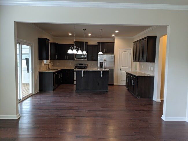 Building Photo - 1166 Alsace Dr