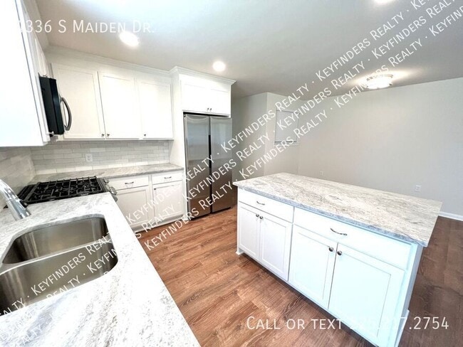 Building Photo - 4336 S Maiden Dr