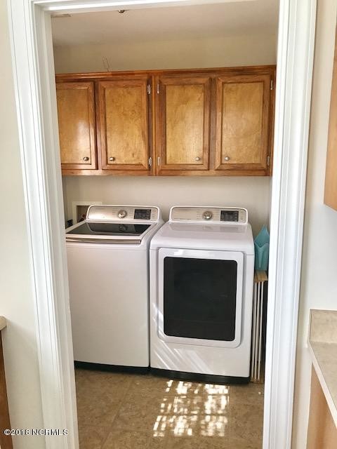 Building Photo - 358 Johnson Ln