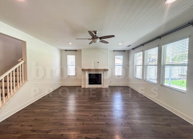 Building Photo - 35759 Garrano Ln