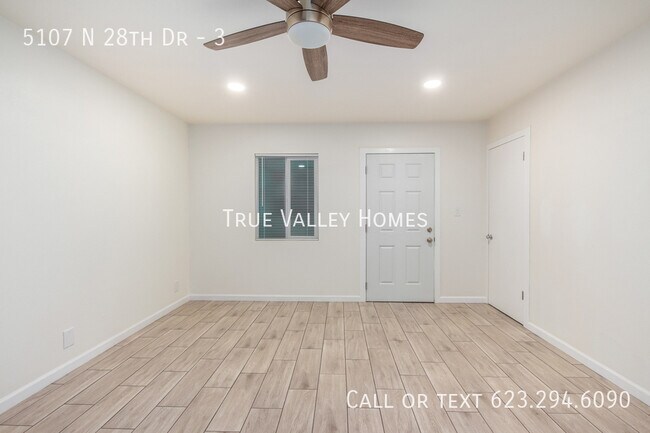 Building Photo - 5107 N 28th Dr