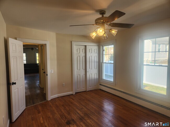 Building Photo - 2 Tolland Grn