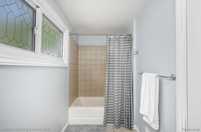 Building Photo - 508 Miller Ave