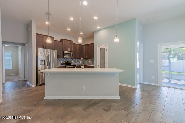 Building Photo - 16326 Hunters Hollow Trail
