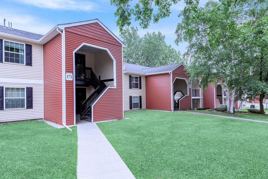 Twin Lakes Apartments 1 Lakeview Dr Clifton Park NY 12065 Apartment