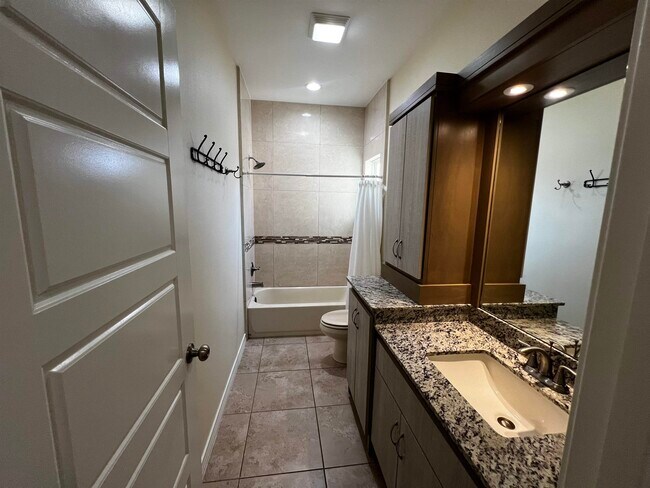 Building Photo - 5703 Moses Lp