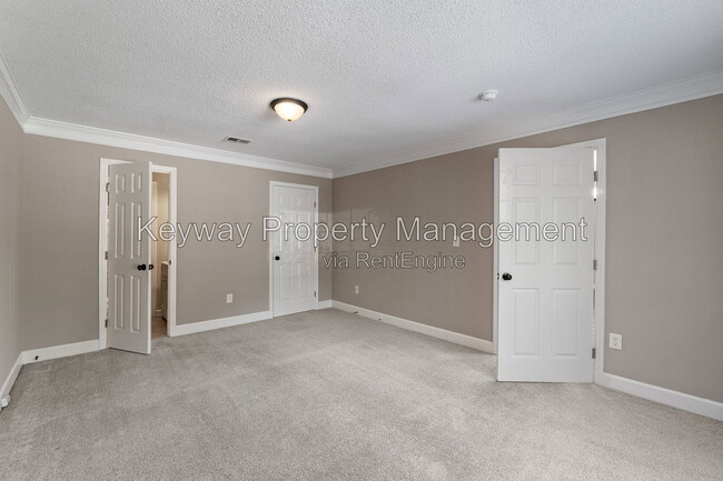 Building Photo - 4263 Waylon Dr