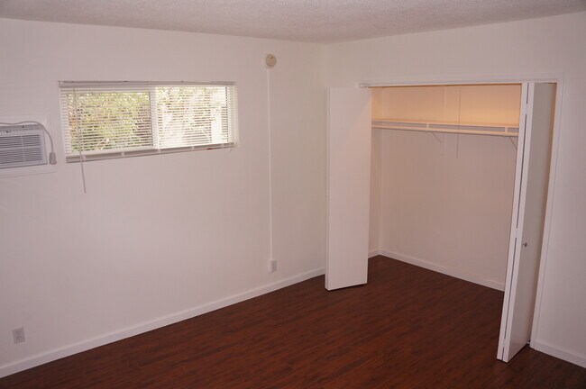 Rear bedroom - 4207 Franklin Ave