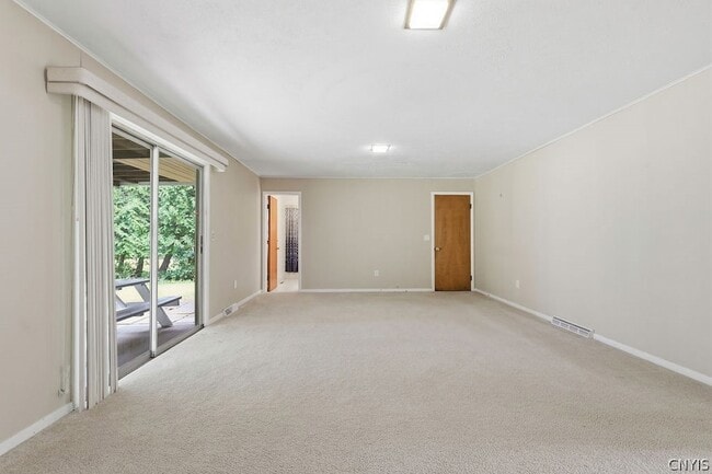Building Photo - 115 Saybrook Ln