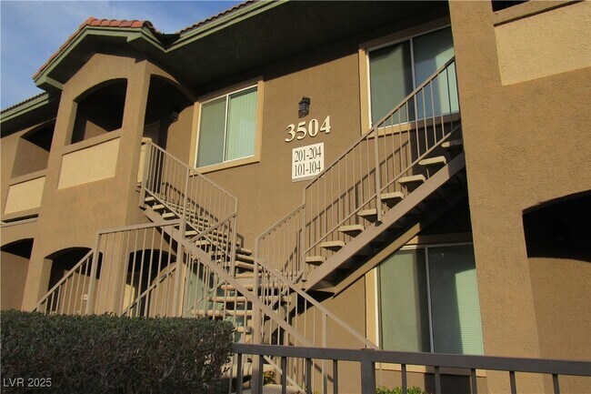 Building Photo - 3504 Desert Cliff St