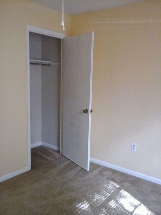 Building Photo - 209 Herty Ln