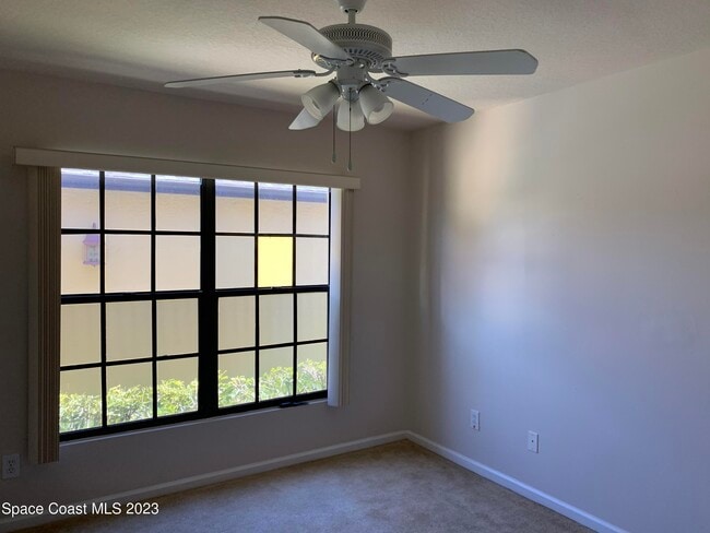Building Photo - 1070 Luminary Cir