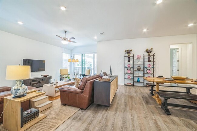 Building Photo - 2101 Centerline Ln