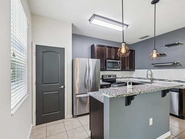 Building Photo - 11525 Southern Creek Dr