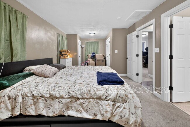 Building Photo - 2012 Midway Ave