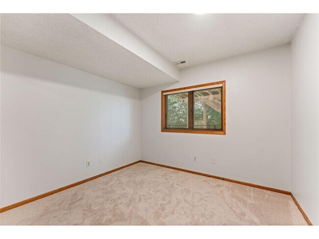 Building Photo - 15465 Sussex Dr