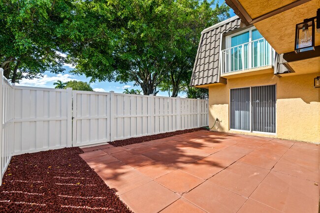 Building Photo - 22188 Boca Rancho Dr