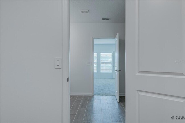 Building Photo - 1490 Brentwood Dr