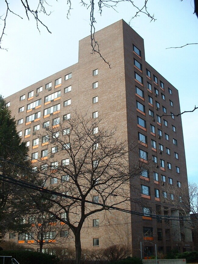 Full elevation - Centre Court
