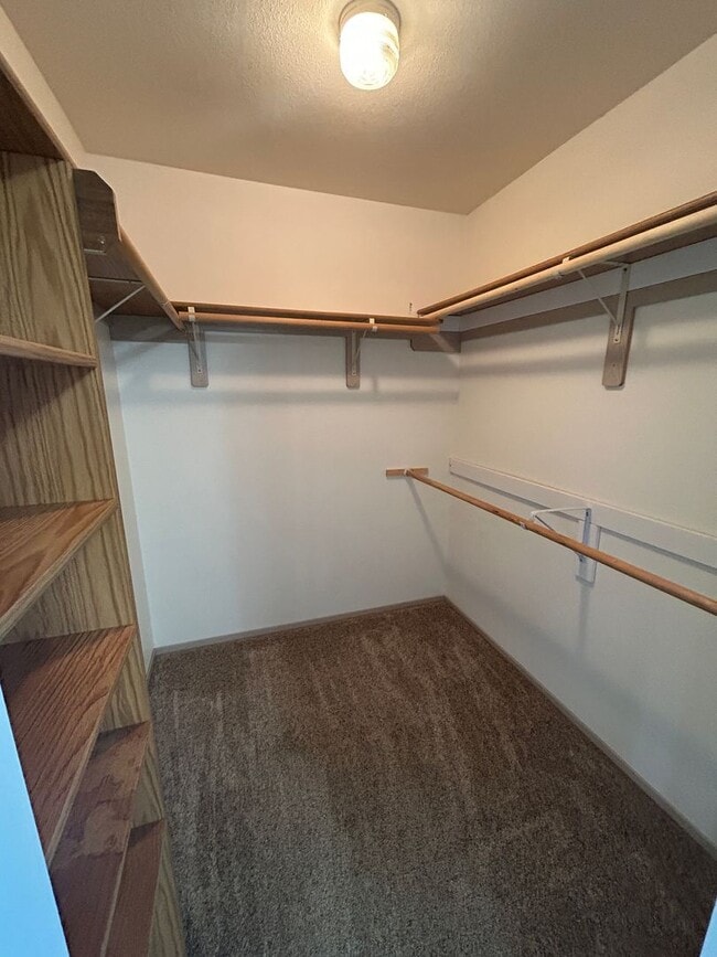Building Photo - ~5 bedroom in a Picturesque Country Setting~