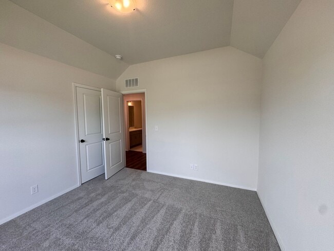 Building Photo - Brand New - 4 bedroom, 2.5 bath, 2 car garage in Bixby Ok