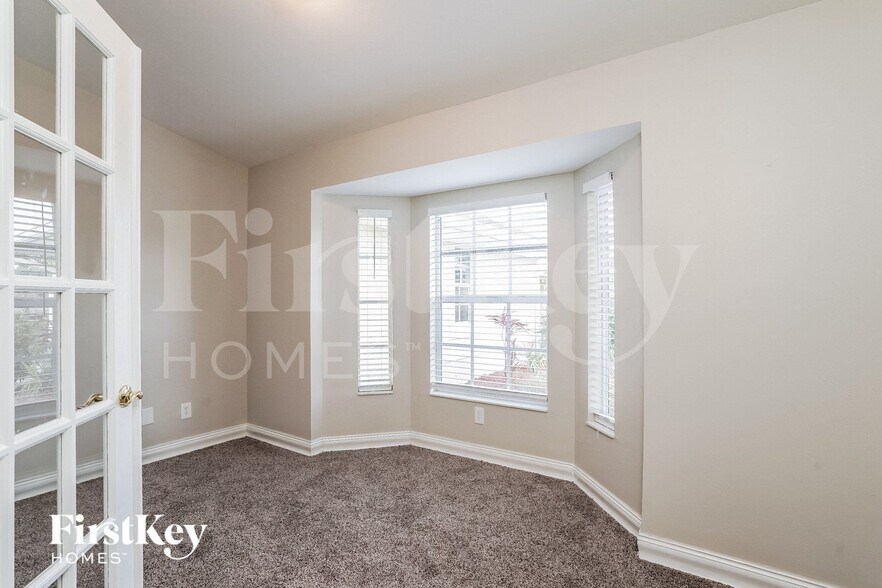 Building Photo - 2915 12th St W