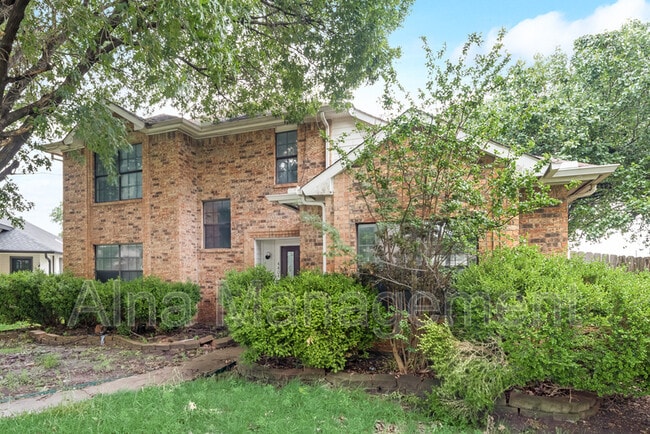 Building Photo - 4404 Junction Dr