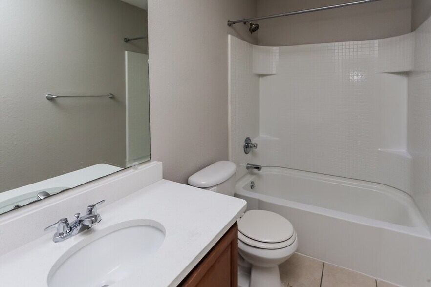 Building Photo - 2513 Buffalo Run