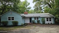 Building Photo - 4929 Oleander Dr