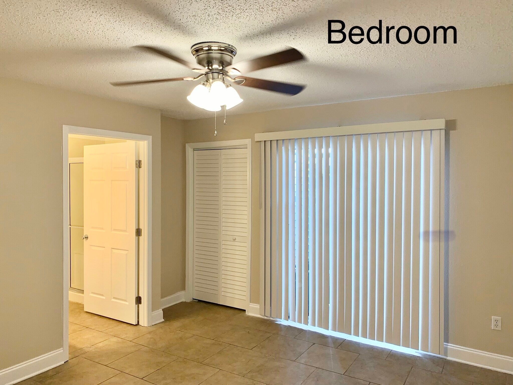 Building Photo - 2330 Edenborn Ave