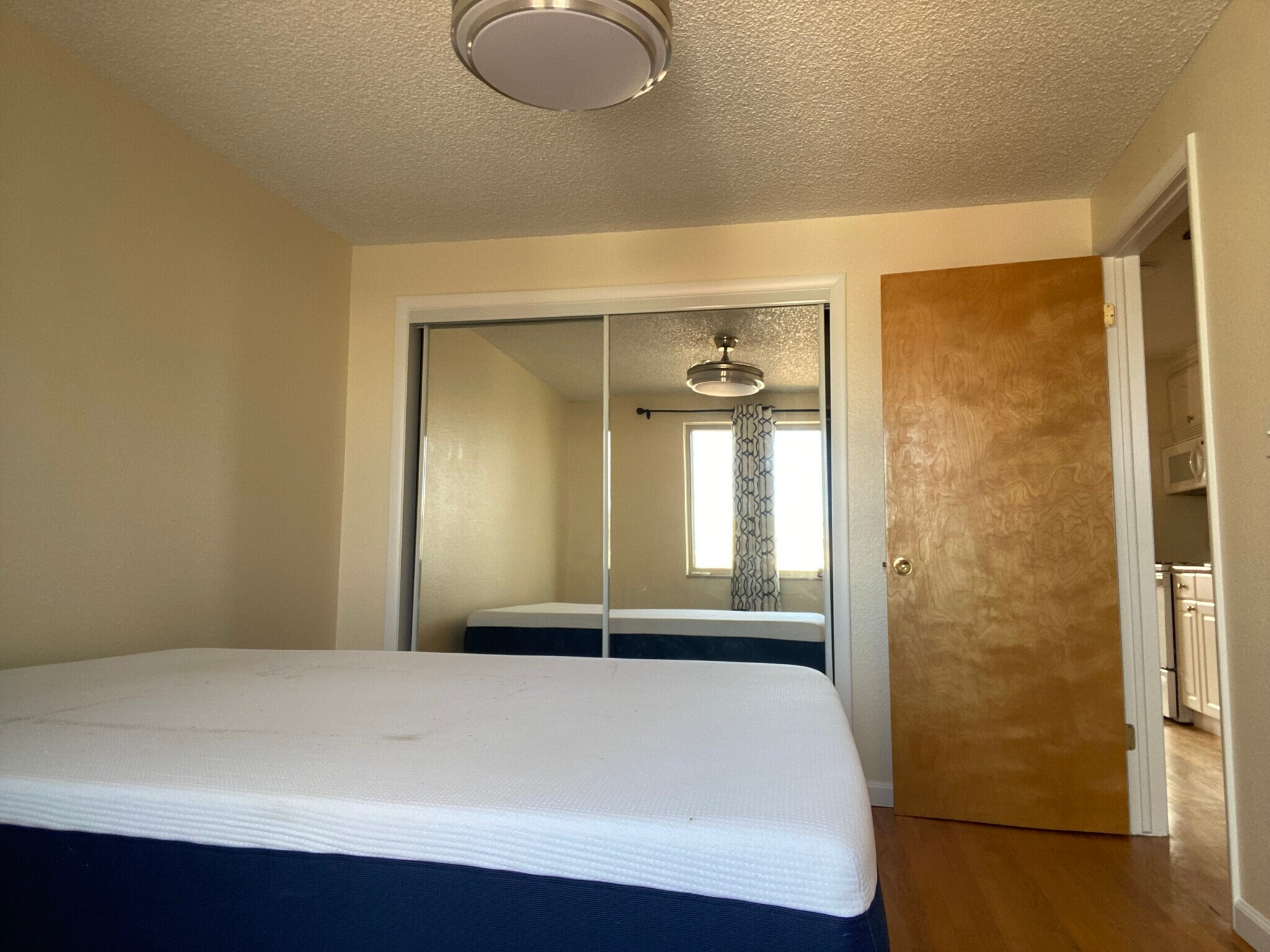 Building Photo - 148 S Emerson St