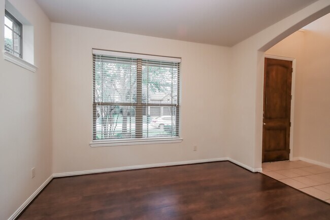 Building Photo - 21324 Kings Guild Ln