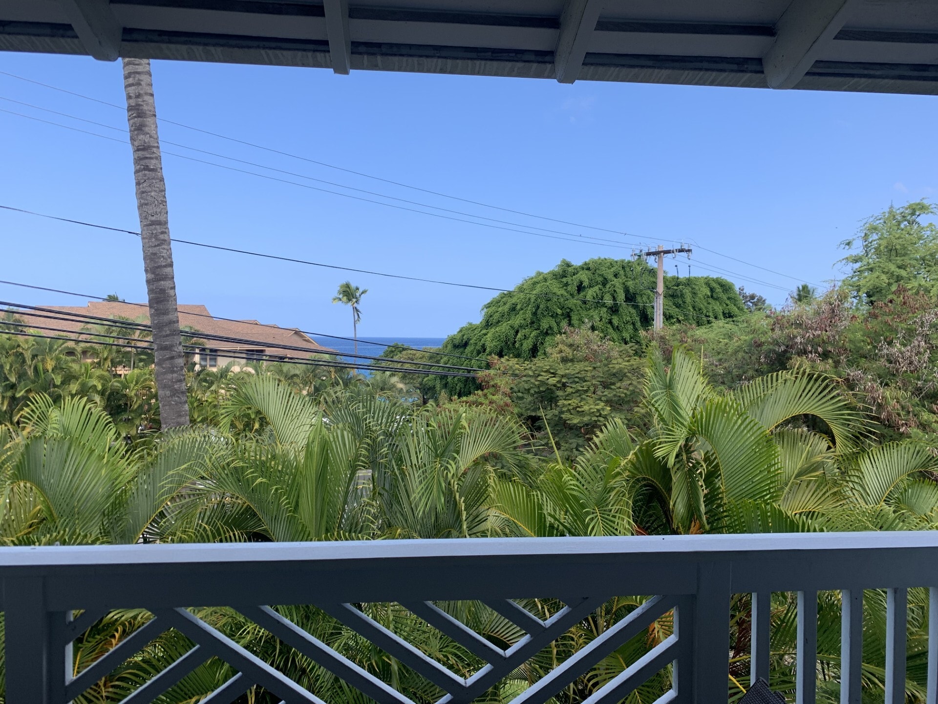 Building Photo - 75-6009 Alii Dr