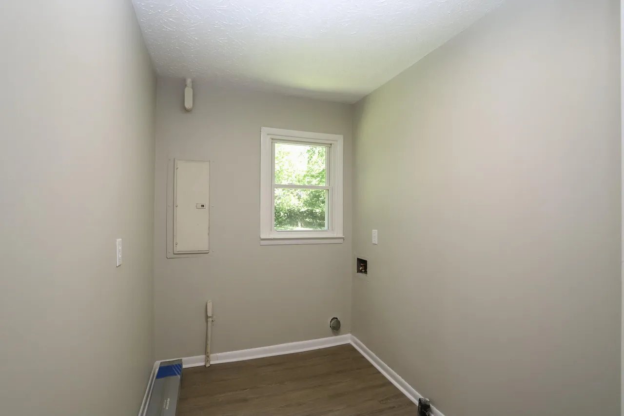 Building Photo - 309 Martin Ct