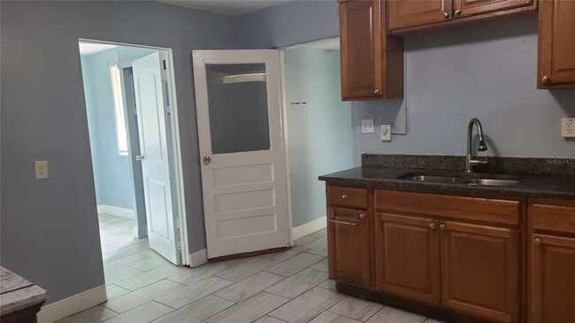 Building Photo - 3507 E 29th Ave