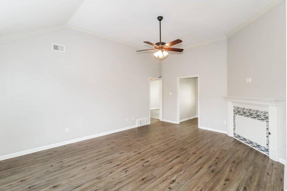 Building Photo - 5818 Carter Dr