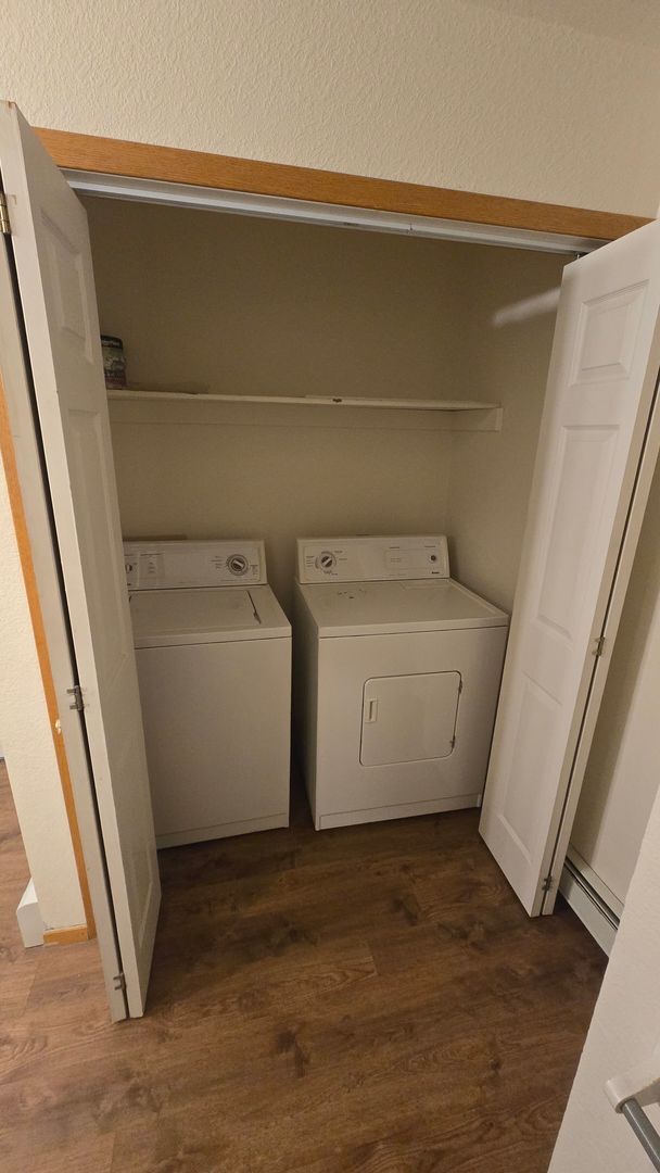 Building Photo - 205 S. Yellowstone, Unit B