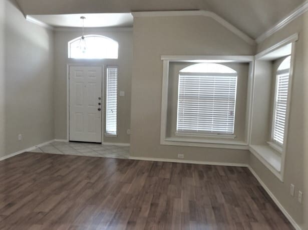 Building Photo - 5712 Rio Grande Dr