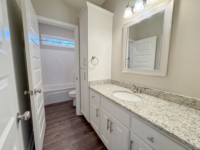 Building Photo - 35 Grove Cir