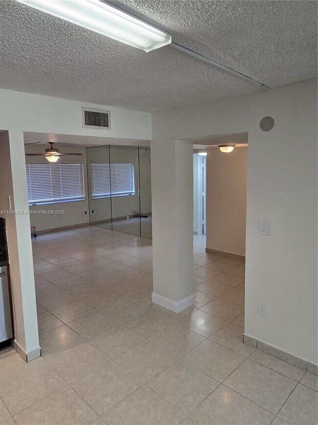 Building Photo - 8600 SW 133rd Avenue Rd