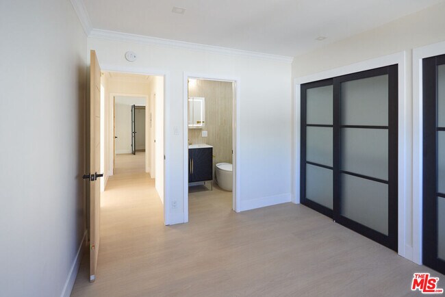 Building Photo - 1223 23rd St