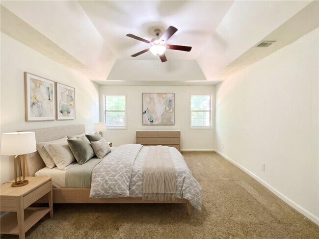 Building Photo - 640 Suwanee Lakes Cir NW