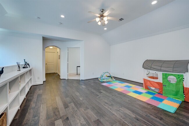 Building Photo - 1208 Peden St