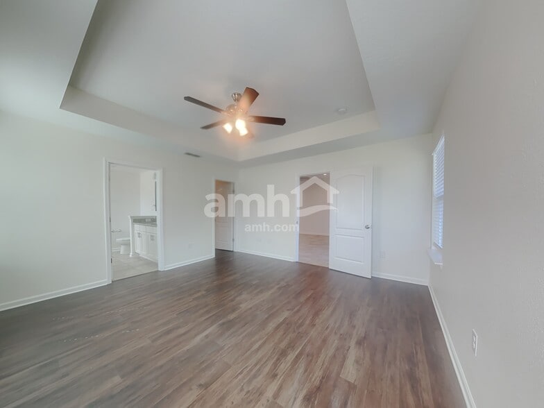 Building Photo - 3965 Heatherbrook Pl