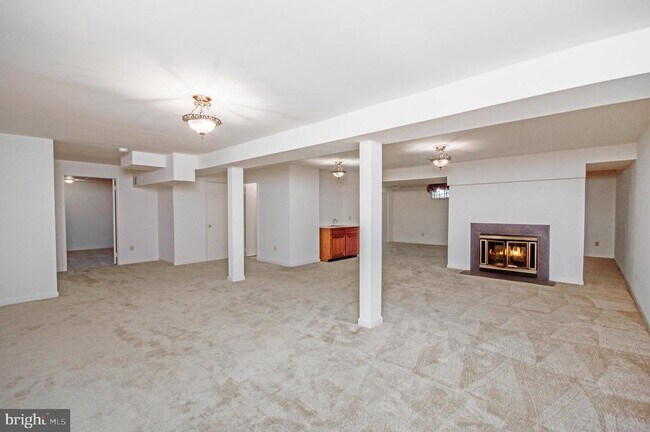 Building Photo - 4572 Shetland Green Rd