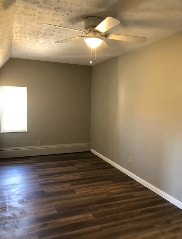 Building Photo - 2232 St James Ave