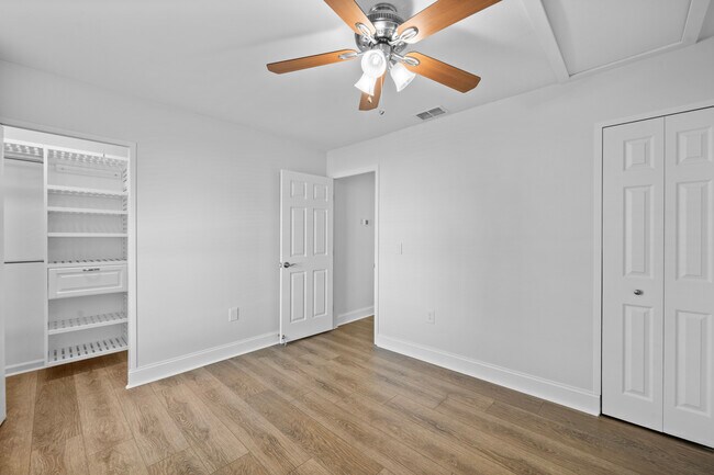 Building Photo - 11816 Cypress Hill Cir