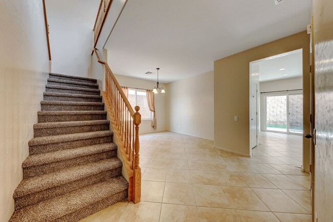 Building Photo - Beautiful Anthem Highland 3 Bedroom Home!