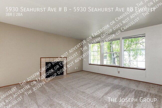 Building Photo - 5930 Seahurst Ave
