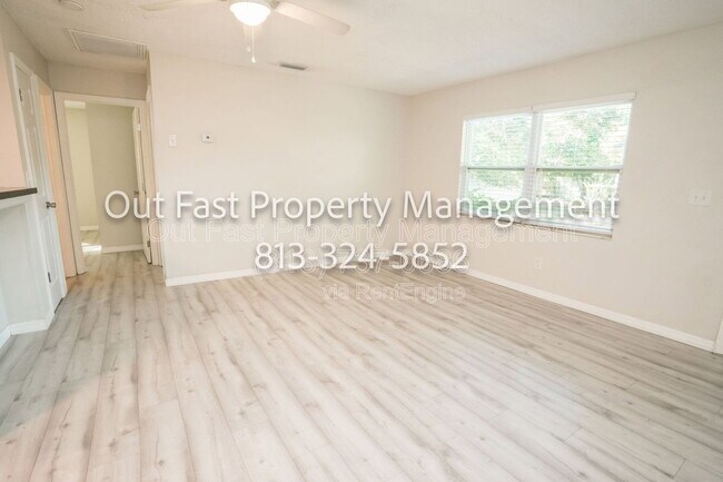 Building Photo - 430 3rd Ave